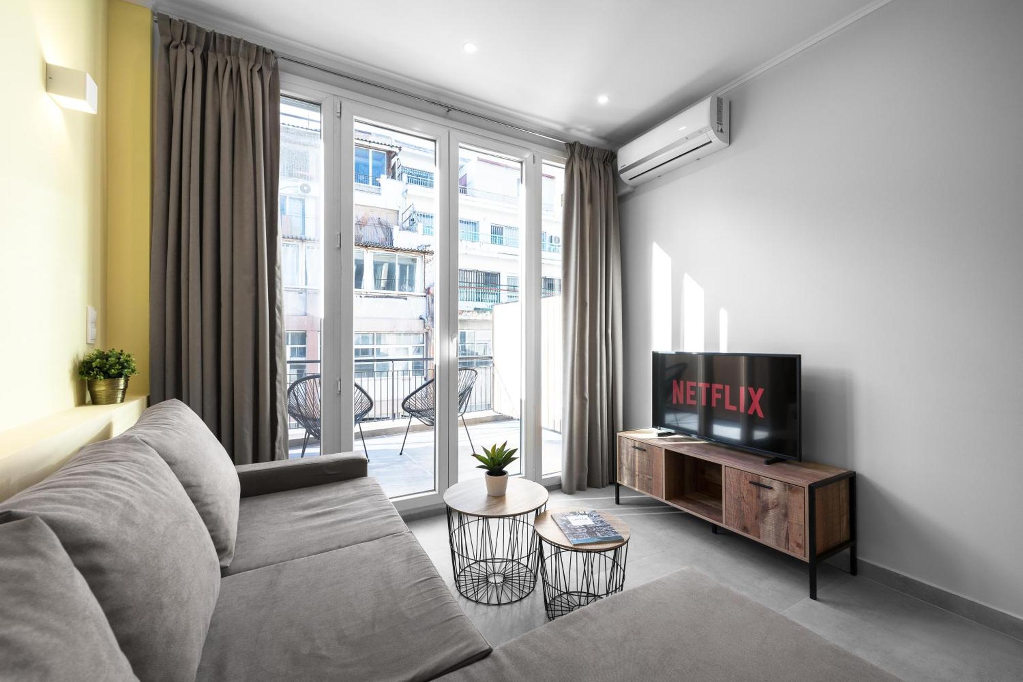 Penthouse Apartments, The Luxury Suites Thessaloniki Room photo