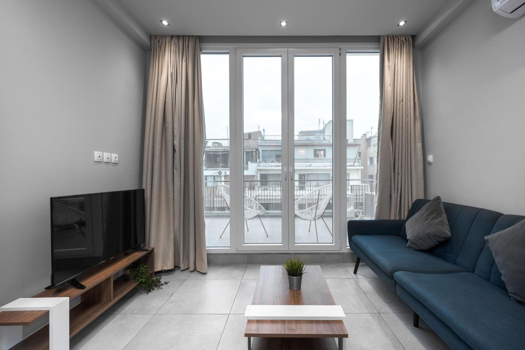 Penthouse Apartments, The Luxury Suites Thessaloniki Room photo